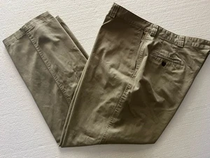 Haggar Khaki Pants Men’s Size 38x29 Khakis Casual Pants Flat Front - Picture 1 of 9