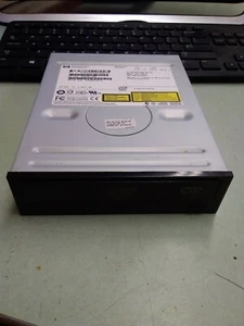 HP GCC-4481B 48x32x48x Internal IDE CD-RW/DVD-ROM Drive PN 352606-MD0 - Picture 1 of 4