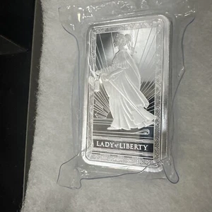 Pamp Suisse: Lady of Liberty 10 oz .999 Fine Silver Bar...Scarce... - Picture 1 of 2