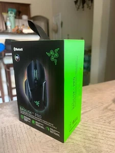 (BRAND NEW) Razer Basilisk V3 Pro Customizable Wireless Gaming Mouse - Black - Afbeelding 1 van 3