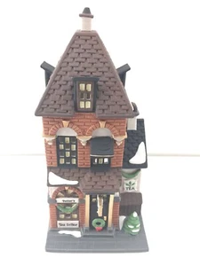 DEPT 56 POTTER'S TEA SELLER 5880-7 CHRISTMAS IN THE CITY HERITAGE VILLAGE ~ NEW - Picture 1 of 7