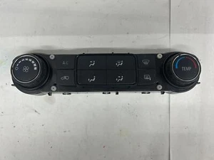 2017-2019 GMC SIERRA 1500 PICKUP Temperature Control Classic Style - Picture 1 of 12