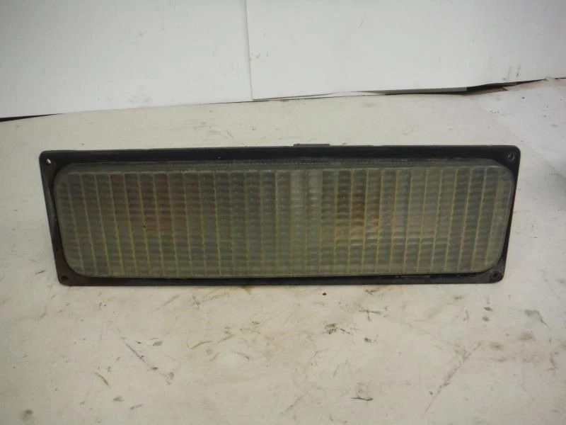 Luz de esquina/estacionamiento para pasajeros compatible con camioneta Chevrolet 1500 88-89 416416 Foto 1 de 4