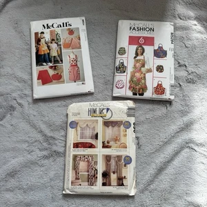 Lote de 3 patrones de costura McCall’s - delantales, decoración de cocina y cortinas - sin cortar - Imagen 1 de 8