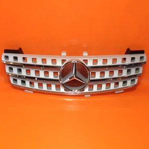 MERCEDES BENZ ML350 ML550 GRILLE 2005 2006 2007 2008 A164 888 0685 OEM - Picture 1 of 11