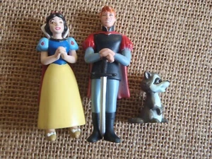 Juego de figuras del príncipe Blancanieves monorraíl del castillo de Cenicienta del parque temático de Disney - Imagen 1 de 4