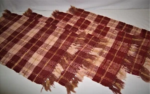 4 manteles individuales tejidos a mano alfombra con flecos estilo rural rojo y marrón claro a cuadros 23"x13" de colección - Imagen 1 de 5