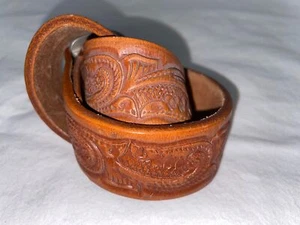 VTG 70 NEW Boys 20 Tooled Brown Leather Cowboy Western GEOMETRIC PAISLEY Belt - Picture 1 of 7