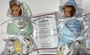 Ashton Drake Monkey „Go Bananas“ & „No More Jumping On The Bed“ Heavenly Handfuls - Bild 1 von 5