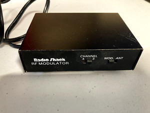 Radio Shack RF Modulator 15-1283A Converts Audio Video Signal -TV VHF Signals