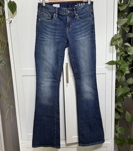 Gap 1969 Womens Size 26R Curvy Flared Jeans New - Picture 1 of 12