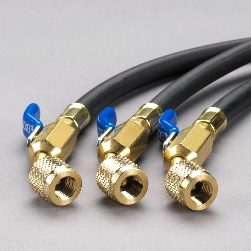 Chaqueta Amarilla 29806 PLUS II™ 72′′ Negra, Válvula de Bola Compacta Manguera 1/4′′ (paquete de 3) Foto 1 de 1