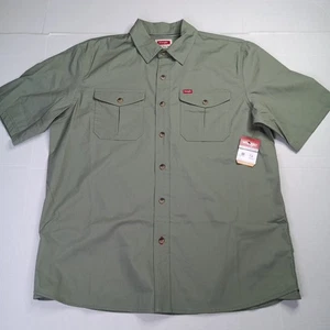 Wrangler Men's Relaxed Fit Short Sleeve Woven Button Up Shirt Size L Green  - Picture 1 of 7