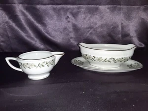 PRINCESS China Tru-Tone Bridal Wreath Creamer and Sauce Bowl with Underplate - Picture 1 of 8