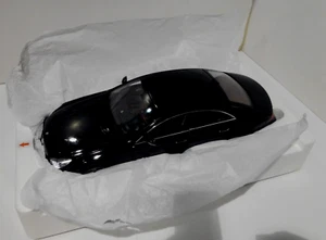 Mercedes Benz CLS-Klasse CLS500 2004 Kyosho 08401BK 1/18 - Bild 1 von 8