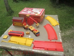 VINTAGE MATTEL MOTOR PUTT PUTT CONSTRUCTION YARD IN BOX  - Picture 1 of 12