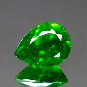 1.13cts 8x6mm Pear Natural Chrome Green Diopside Loose Genuine Gemstones - Picture 1 of 4