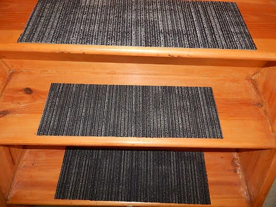 13 = Escalera interior peldaños escalera alfombra escalón alfombra 8" x 24". Foto 1 de 4