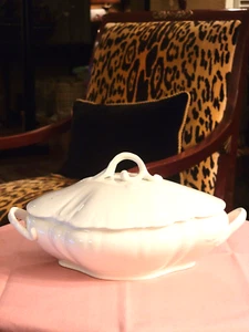 VINTAGE WHITE PORCELAIN LIDDED SCALLOPED SERVING BOWL WITH HANDLES, 11.5” - Picture 1 of 8