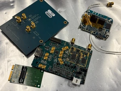 Lot developer Circuit boards RF Microwave Cell phone RF 700-09410 MB86L10A +MORE - Image 1 of 4