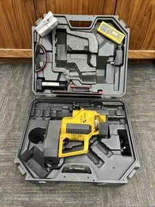 Stabila LA 90 L Multilinienlaser mit zwei Akkus - Bild 1 von 11