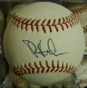 PHIL HUGHES SIGNED Baseball - Bild 1 von 2