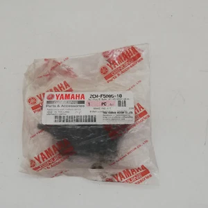 YAMAHA TRICITY 125-150 BRAKE PADS GENUINE - Picture 1 of 6
