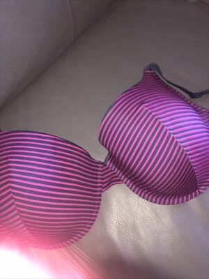 Sujetador a rayas azul marino y rosa para mujer, talla 44DD, nuevo sin etiquetas/nunca usado Foto 1 de 4