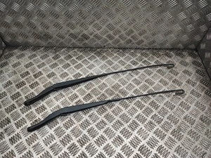 Renault Master MK3 Movano B 2.3 2010-19 Front Wiper Arms Pair 288869018R - Picture 1 of 4