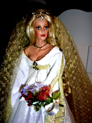 РЕДКИЙ ФАРФОР ASHTON DRAKE/CINDY McCLURE «ПРИНЦЕССА И ГОРОХОВАЯ НЕВЕСТА» С КОРОБКАМИ - Изображение 1 из 4