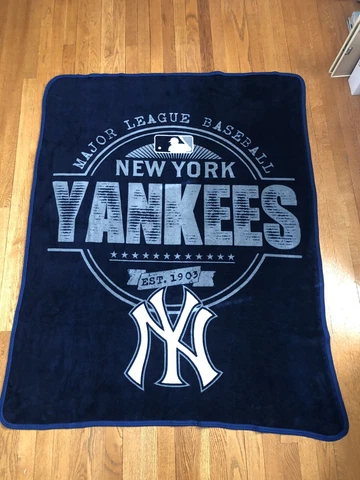 MLB New York Yankees Blanket by The Northwest Company Cover
