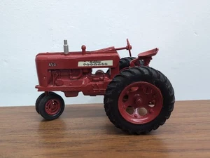 1/16 Eska Farm Toy McCormick Farmall 450  Tractor Repaint  - Picture 1 of 5