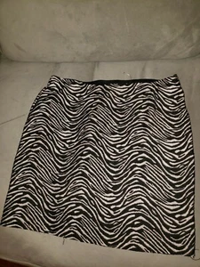 Brand new zebra striped mini skirt size small - Picture 1 of 2