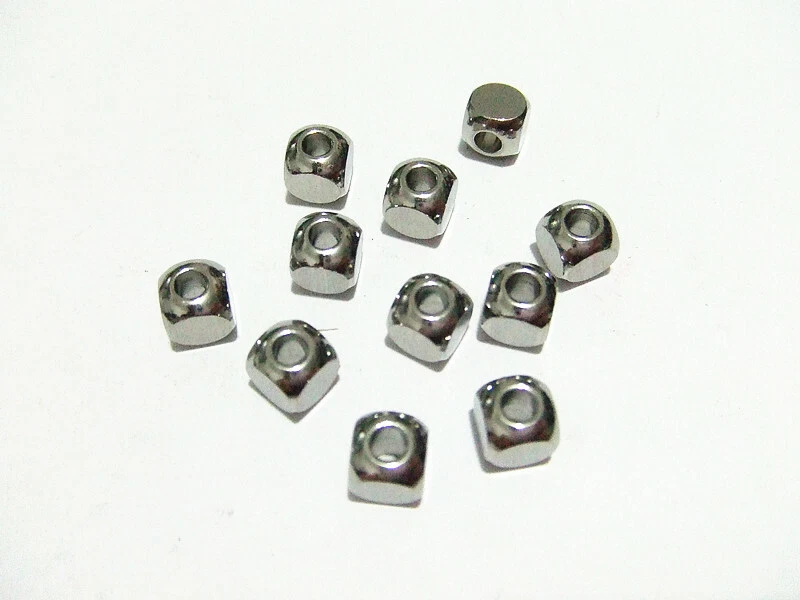 5pz perline in acciaio inox spacer separatori cubo 6mm colore argento scuro - Immagine 1 di 1