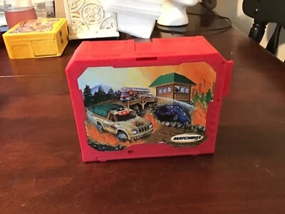 2001 Mattel Matchbox Ranger Fire Station Take Along Fold & Carry Playset - Image 1 of 4