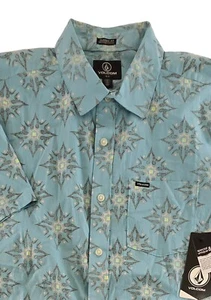 NEW Volcom Hawaiian Shirt Men's Medium Throwing Star Short Sleeve Skater Shirt - Picture 1 of 7
