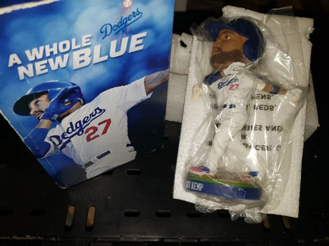 2013 Los Angeles Dodgers Matt Kemp #27 Bobblehead CIB 5/14/13 w/ Bat Cover