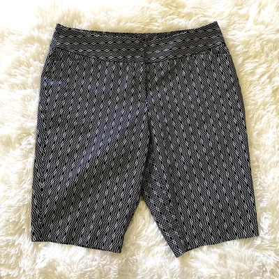 Worthington Modern Fit Women's Size 12 Black Geometric Stretch Bermuda Shorts - Image 1 of 3