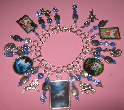 PULSERA "UNICORNIOS"- ÚNICA EN SU CLASE ARTE ALTERADO ENCANTO Foto 1 de 4