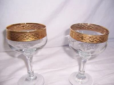 2 наших свадебных гравированных бокала для воды/винных бокала с золотым ободком для жениха и невесты - Изображение 1 из 4