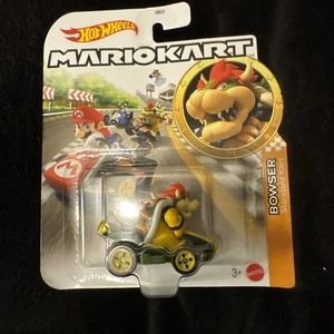 Hot Wheels Mario Kart Bowser Stand Kart Mattel 3+ - Picture 1 of 2