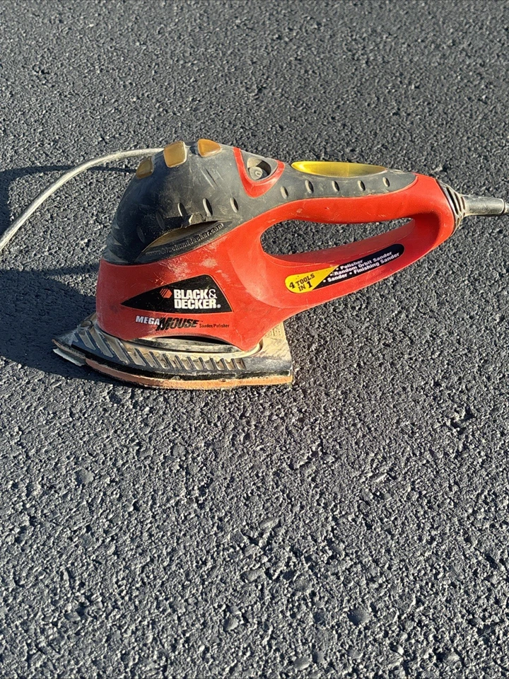 BLACK & DECKER MS700 (PSO029862) - Image 1 of 4