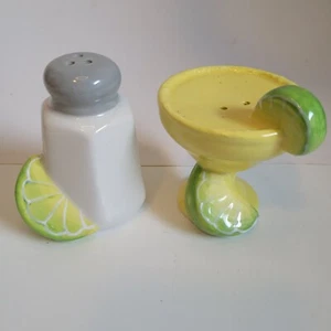 Margarita Drinks Salt & Pepper Shakers Midwest CBK Import Brand Great Descript! - Picture 1 of 14