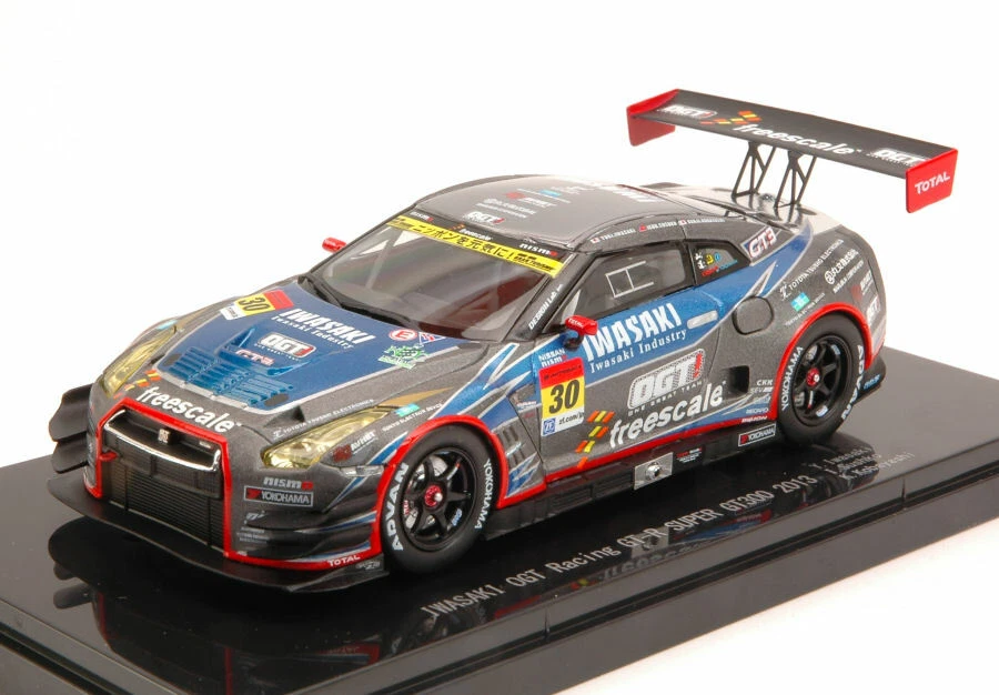Nissan Gt-R #30 Super Gt300 2013 Iwasaki / Sushko / Kobayashi 1:43 Model EBBRO - Immagine 1 di 1