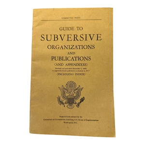 Guide to Subversive Organizations and Publications, 1961, Committee Un-American - Imagen 1 de 7