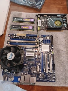 Foxconn Motherboard/CPU/RAM/Graphics Card Bundle - Picture 1 of 12