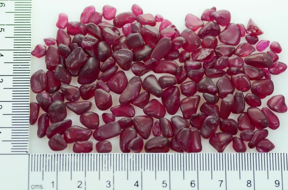 50gr Recrystallized Ruby Lab Created Faceting Rough - Image 1 of 2
