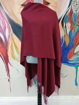 Mantón Portolano Rojo Envolvente Lana y Viscosa Flecos Suave Para Mujer Talla Única Foto 1 de 4