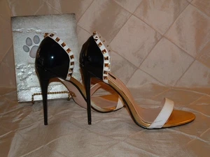 GIARO STUDDED BLACK PATENT AND WHITE SANDAL SZ44***WIDER FOOT ACCEPTED - Picture 1 of 5
