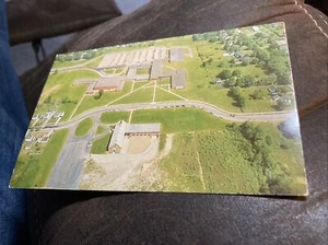 Aerial View-Salem Senior High School, dedicado 1957. 40 aula-1200 estudiante - Imagen 1 de 2